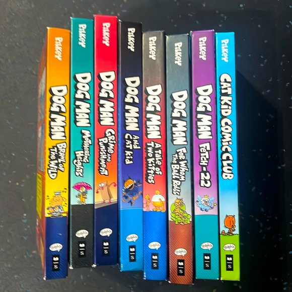 Dogman books - Picture 1 of 2